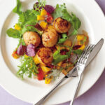 Pan-Seared Spicy Scallops Salad