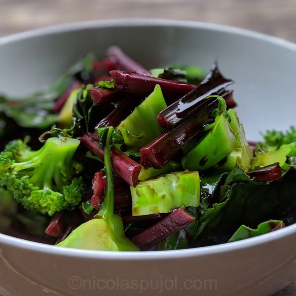 Broccoli and chard salad with balsamic vinegar