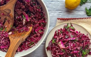 Turkish Red Cabbage Salad
