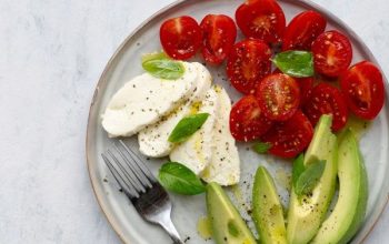 Vegetarian keto Caprese salad with avocado