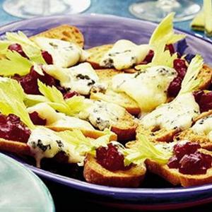 Crunchy Christmas Crostini