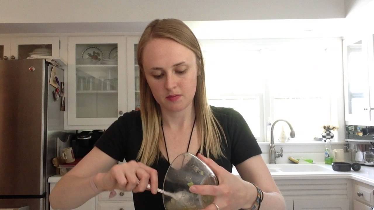 Healthy Salad Dressing Recipes // Homemade Vegetarian Recipes
