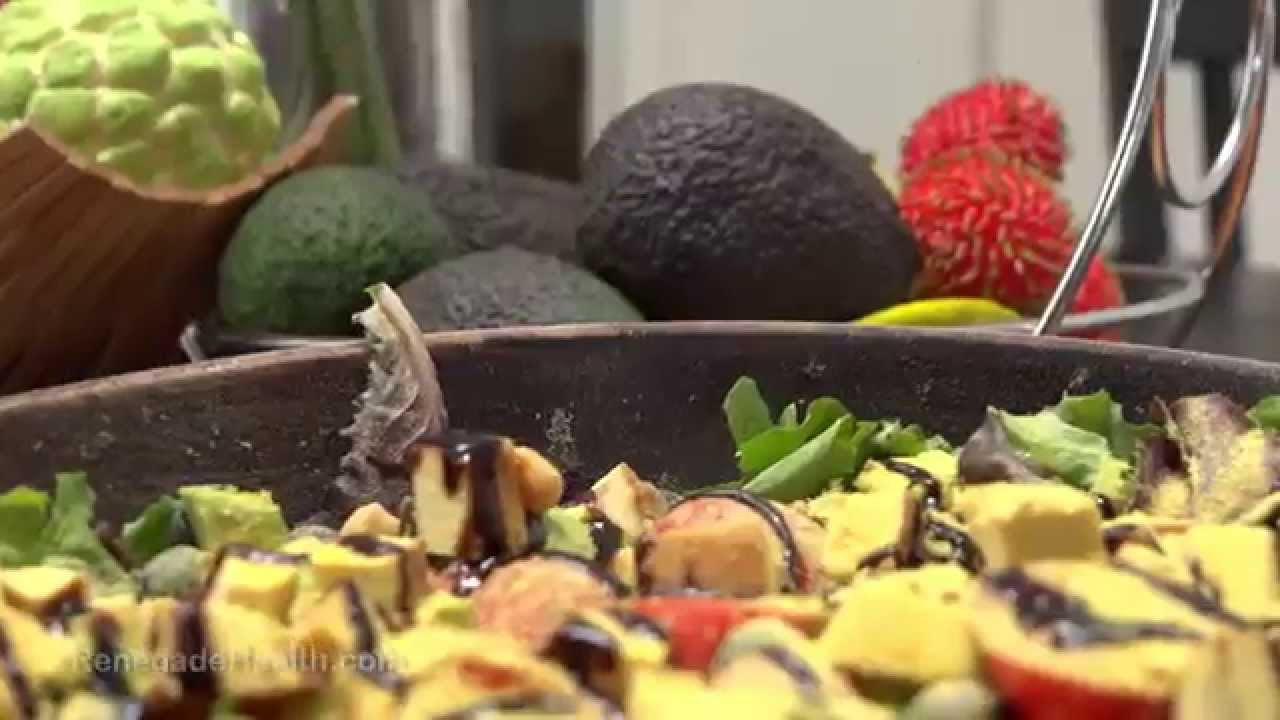 My Favorite Daily Vegan Salad – Complete Meal