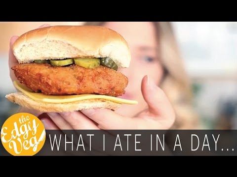 What I Eat in a Day | Easy Vegan Recipes | The Edgy Veg
