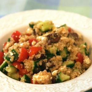 QUINOA SALAD WITH SUMMER VEGGIES