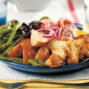 Grilled Salmon Salade Niçoise