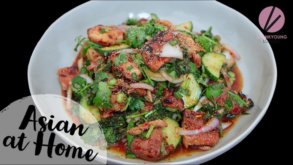 AMAZING Thai Grilled Chicken Salad