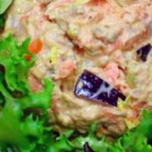 Carla’s Healthy Carrot & Tuna Salad