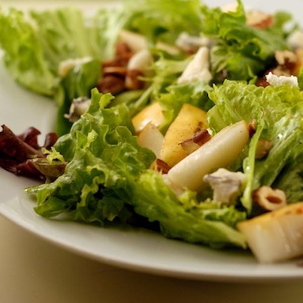 Pear, Hazelnut and Goat Cheese Salad