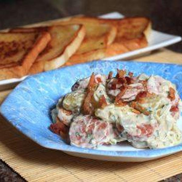 A la Kartoffelsalat (German potato salad)