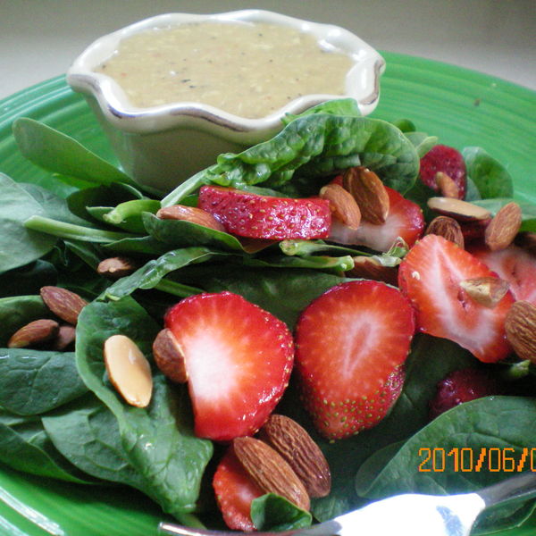 Strawberry Spinach Chicken Salad