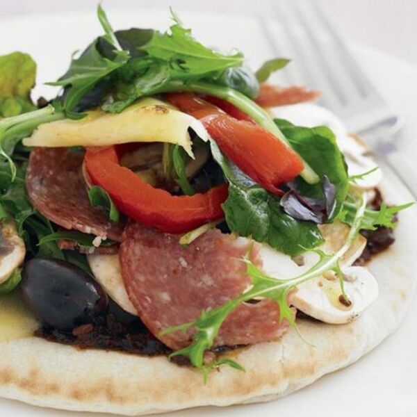Warm pizza salad