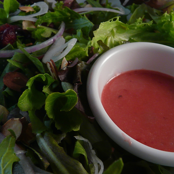Green Salad With Cranberry Vinaigrette