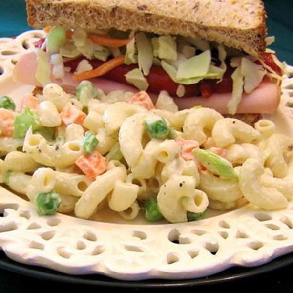 Macaroni Salad With Tomatoes And Peas