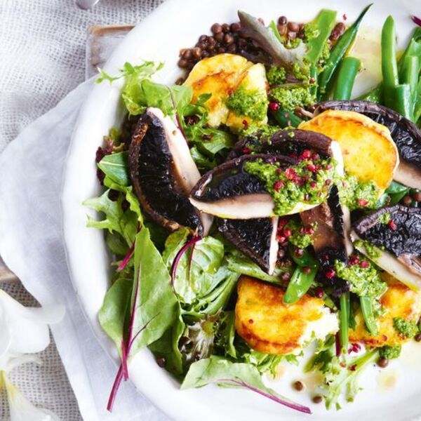 Roasted mushroom and haloumi salad with crispy lentils