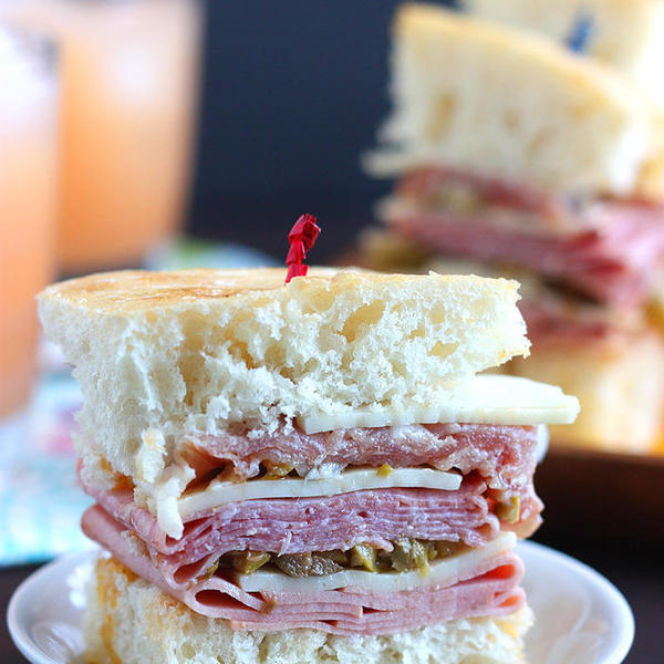 Mini Muffulettas