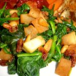 Espinaca A La Catalan (Catalan-Style Spinach)