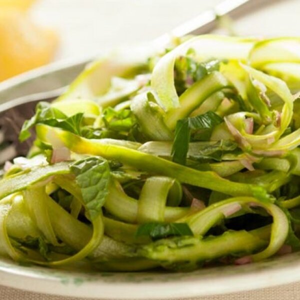 Lemony Asparagus Salad