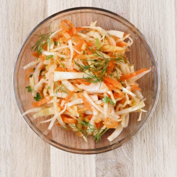 Shredded Carrots With Tahini Dressing