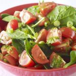 Spinach & tomato salad