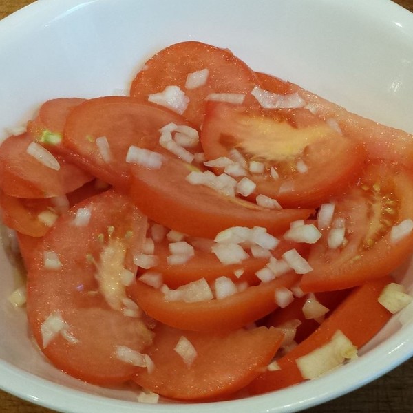 Asian Tomato Salad