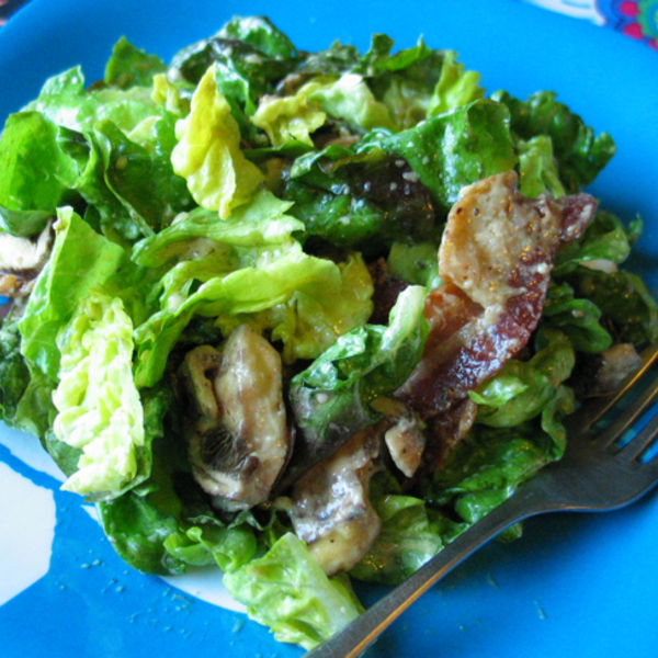 Crispy Bacon and Mushroom Salad