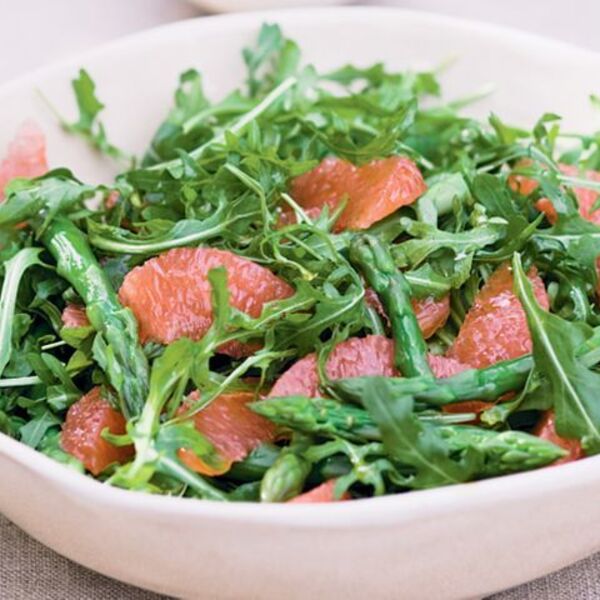 Pink grapefruit and rocket salad