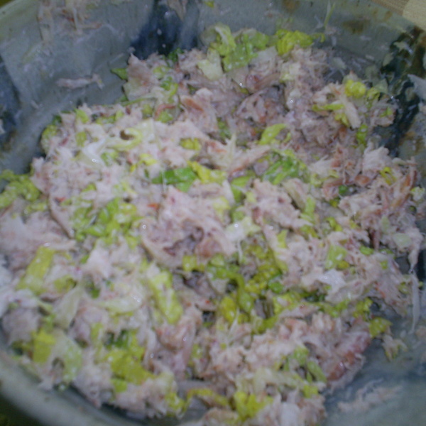 Crabmeat Salad With Dikon Radish And Romaine Recipe