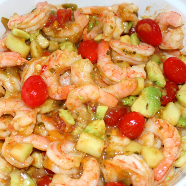 Super Simple Summer Shrimp Salsa Salad