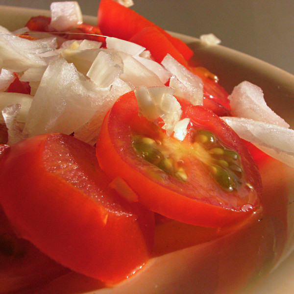 Kenyan Tomato Salad – Quick & Simple Side