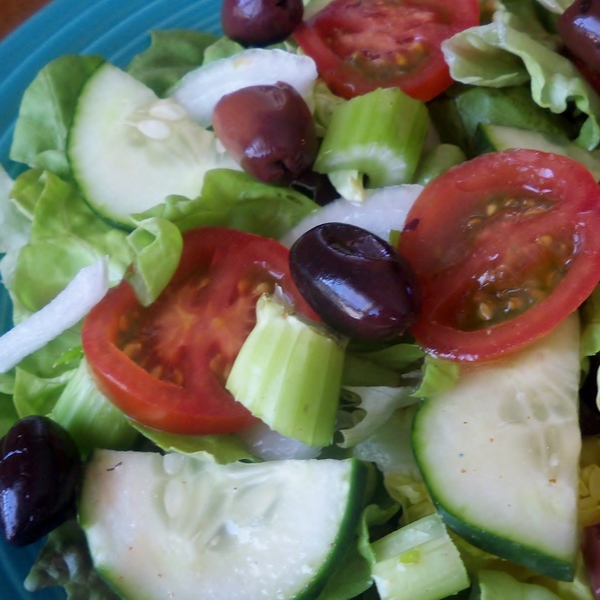 Jeanne’s Tossed Salad With Italian Dressing