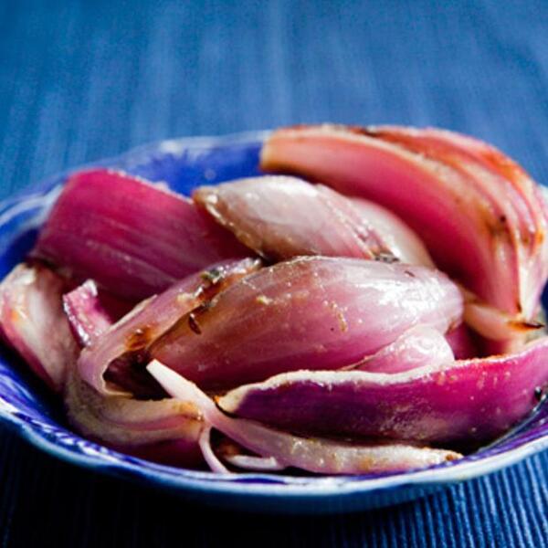 Grilled Onion Salad