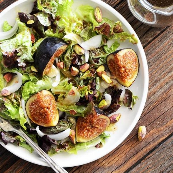 Fig and Pistachio Salad with Pomegranate Dressing