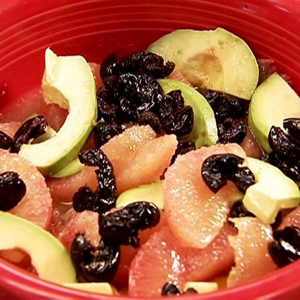 Avocado Grapefruit Salad (Ensalada de Palta y Toronja)