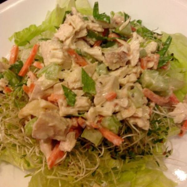 Tarragon Chicken Salad Lettuce Wraps