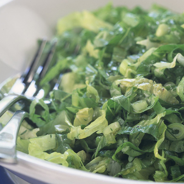 Spring salad (prasini salata)