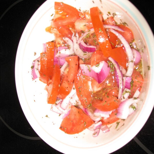 Tomato and Onion Salad