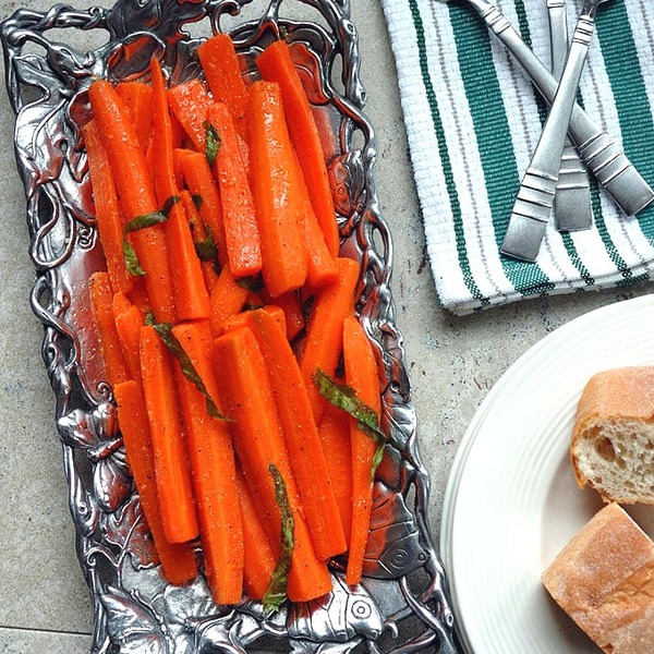 Italian Carrot Salad with Basil