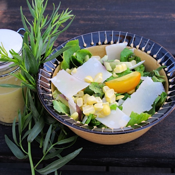 Tasty Summer Tarragon Salad Dressing