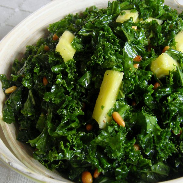Massaged Kale Salad (Aarti Sequeira)