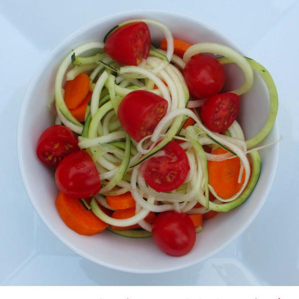 Easy Spiral Zucchini Salad