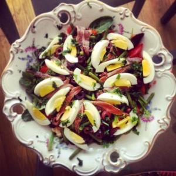 Salad Ni??oise