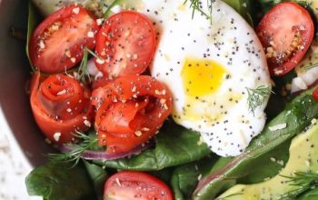 Breakfast Everything Bagel Keto Salad
