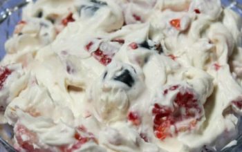 Triple Berry Keto Cheesecake Salad