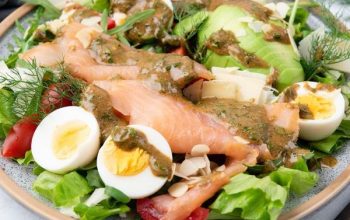 Keto Smoked Salmon Salad