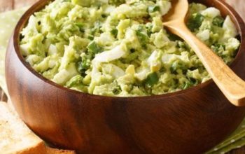 Keto Avocado Egg Salad (Low Carb)