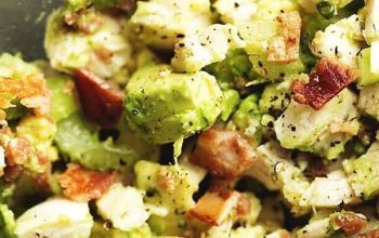 Keto Chicken Salad with Bacon and Avocado