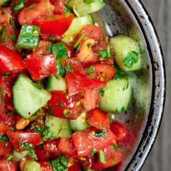 3-Ingredient Mediterranean Salad