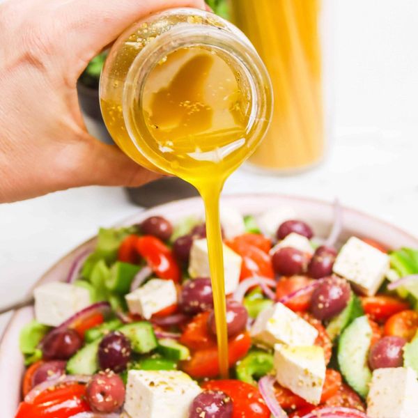 Easy Greek Salad Dressing Recipe