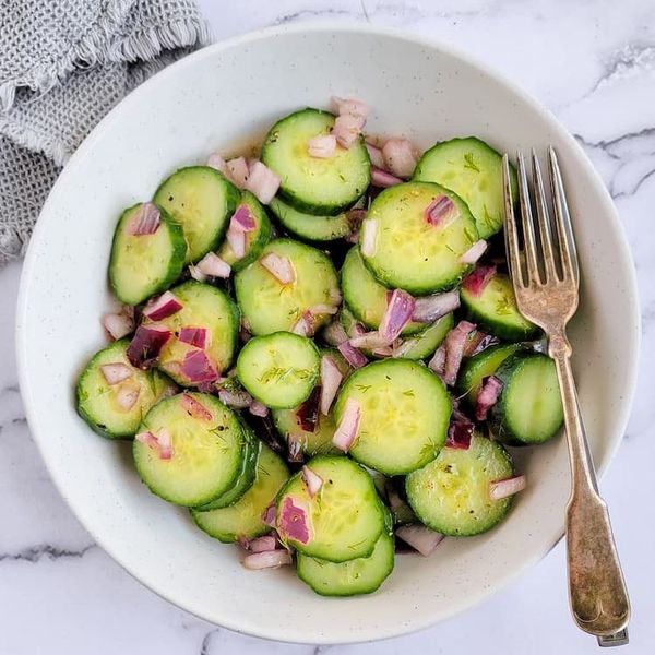 RECIPE FOR CUCUMBER SALAD WITH DILL